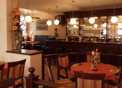 Zur Linde Hotel Heede Екстериор снимка