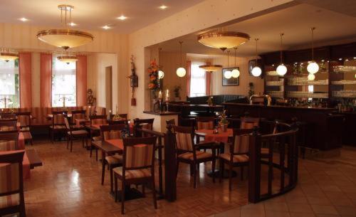 Zur Linde Hotel Heede Екстериор снимка