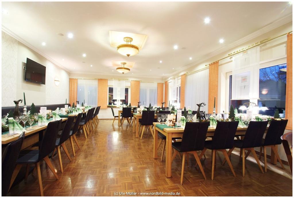 Zur Linde Hotel Heede Екстериор снимка