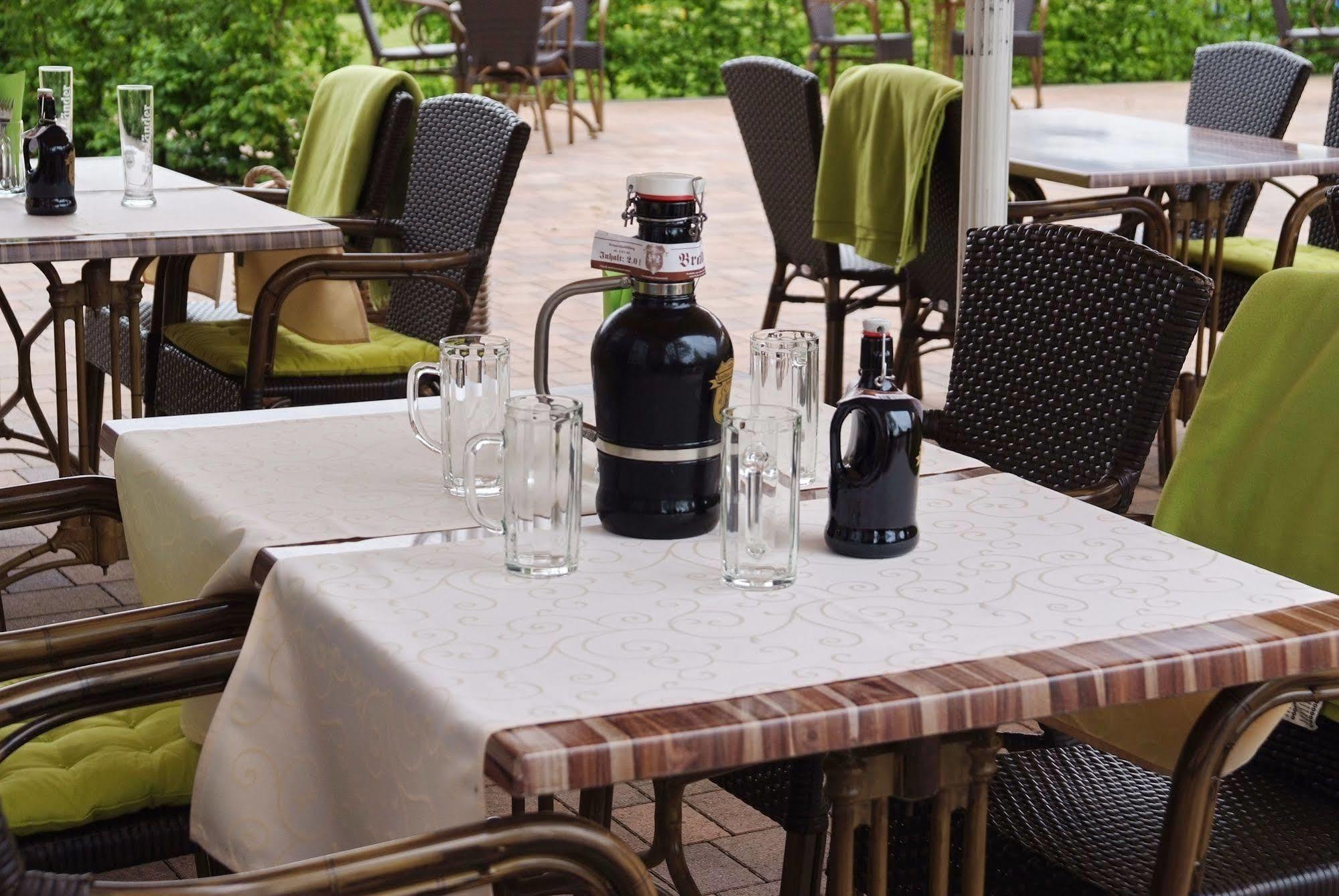 Zur Linde Hotel Heede Екстериор снимка
